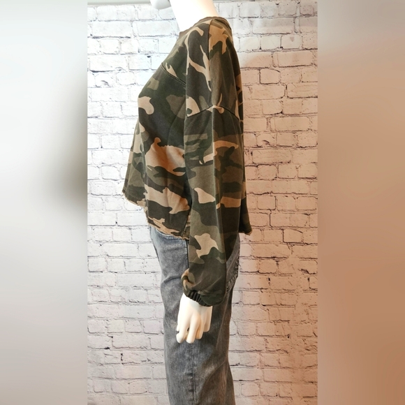 ⭐️ ATM Anthony Thomas Melillo french terry jungle camo crew sweatshirt medium - Picture 2 of 8